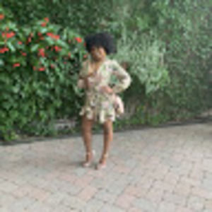 Meet your Posher, Courtney